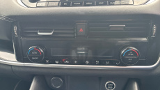 Nissan Qashqai 1.3 DiG-T MH N-Connecta 5dr Petrol Hatchback